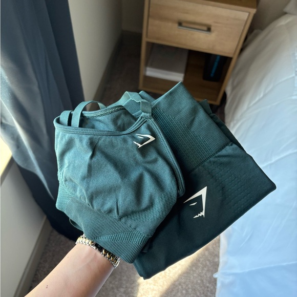 Gymshark Vital Athletic Shorts and Sports Bra Set - Woodland Green Marl - Picture 7 of 8